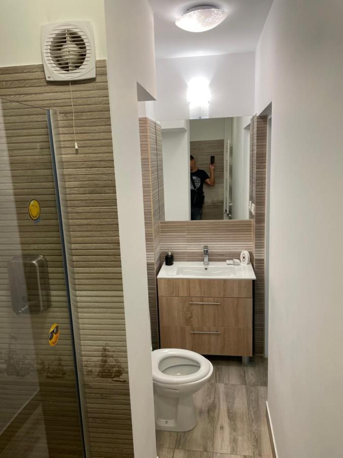 Apartament Ultracentral Modern 1 Piteşti Eksteriør billede