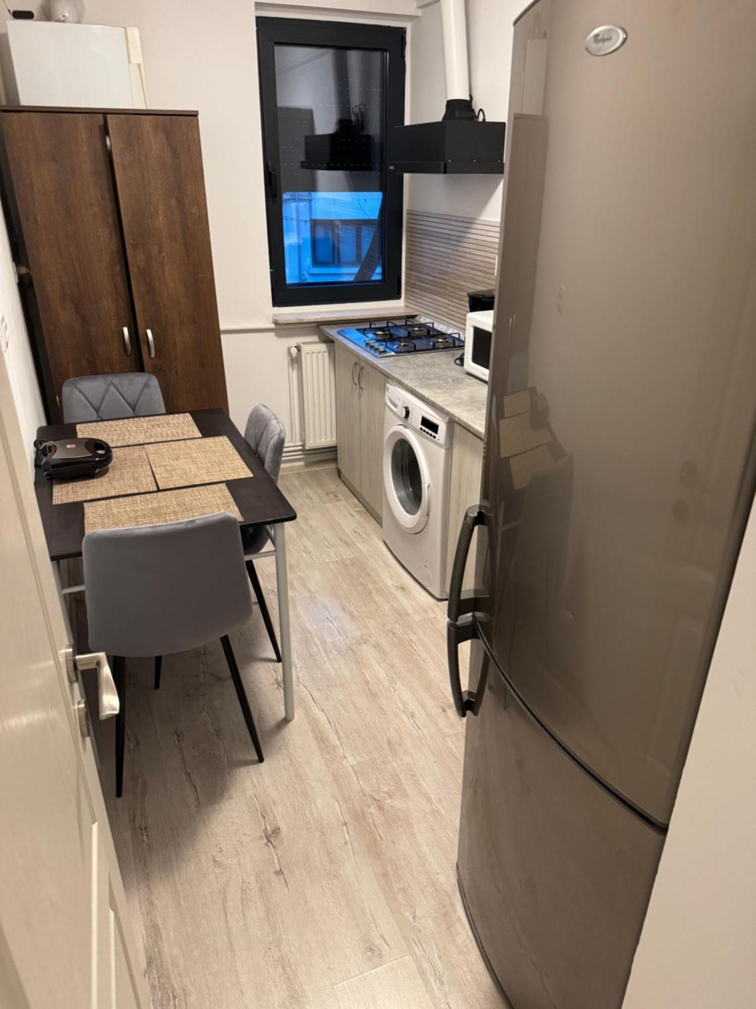 Apartament Ultracentral Modern 1 Piteşti Eksteriør billede