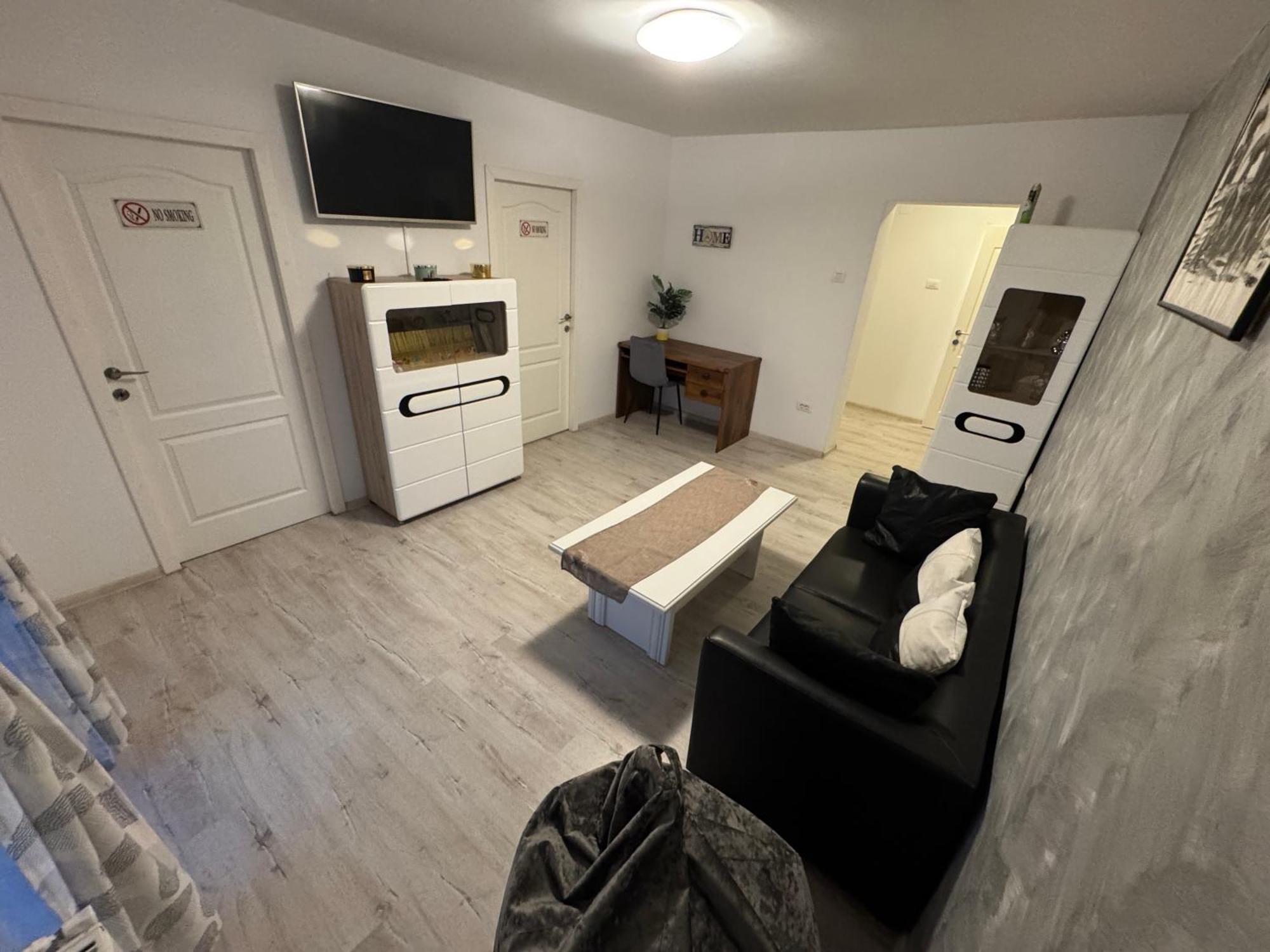 Apartament Ultracentral Modern 1 Piteşti Eksteriør billede
